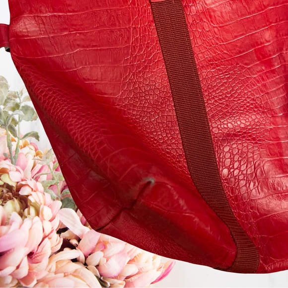 Pierre Cardin Red Croc Embossed Tote Bag - Picture 8 of 13
